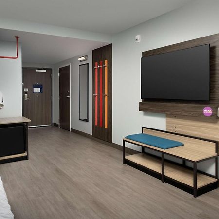 Home2 Suites By Hilton Miami Airport South Blue Lagoon エクステリア 写真