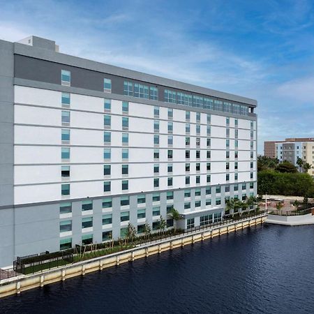 Home2 Suites By Hilton Miami Airport South Blue Lagoon エクステリア 写真