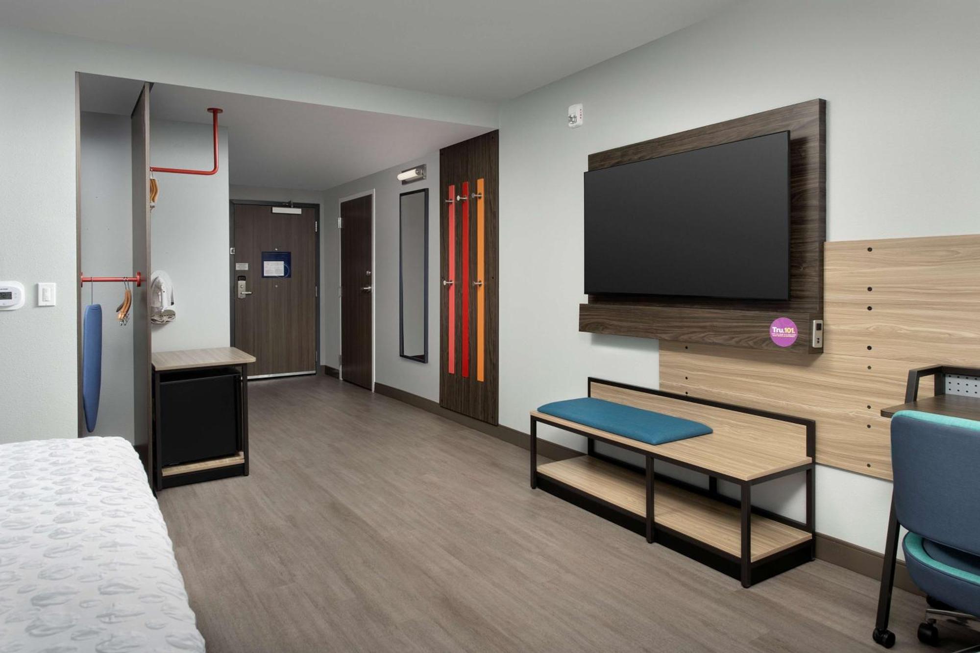 Home2 Suites By Hilton Miami Airport South Blue Lagoon エクステリア 写真