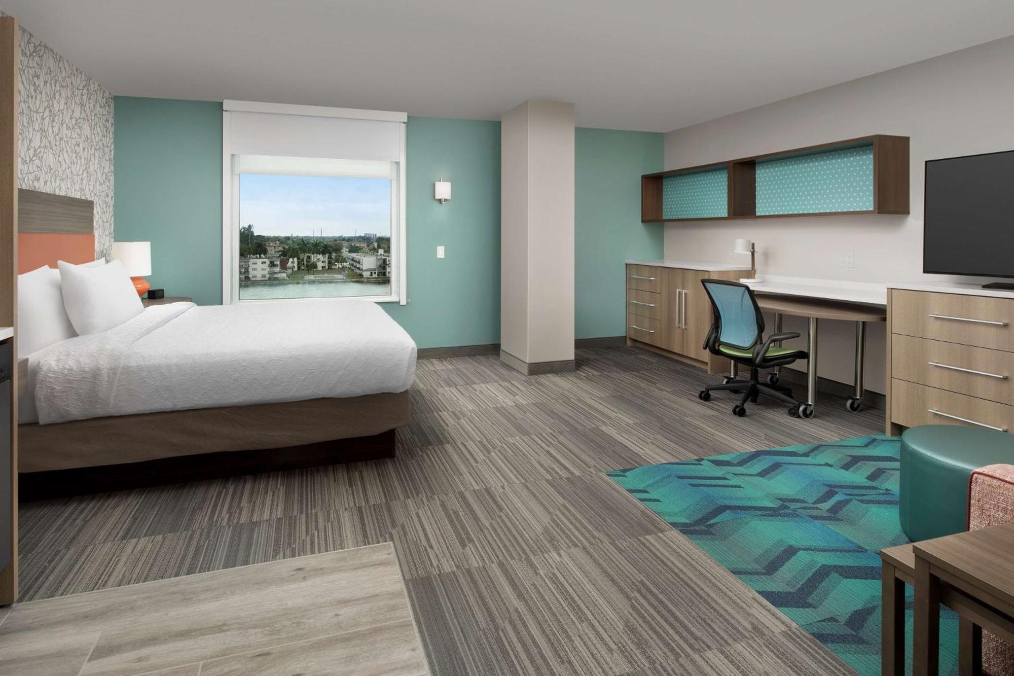 Home2 Suites By Hilton Miami Airport South Blue Lagoon エクステリア 写真